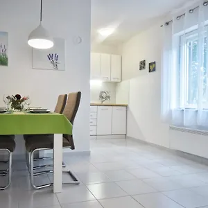 Klarin Apartament
