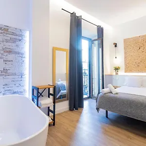 Deluxe , Sevilla Spanien